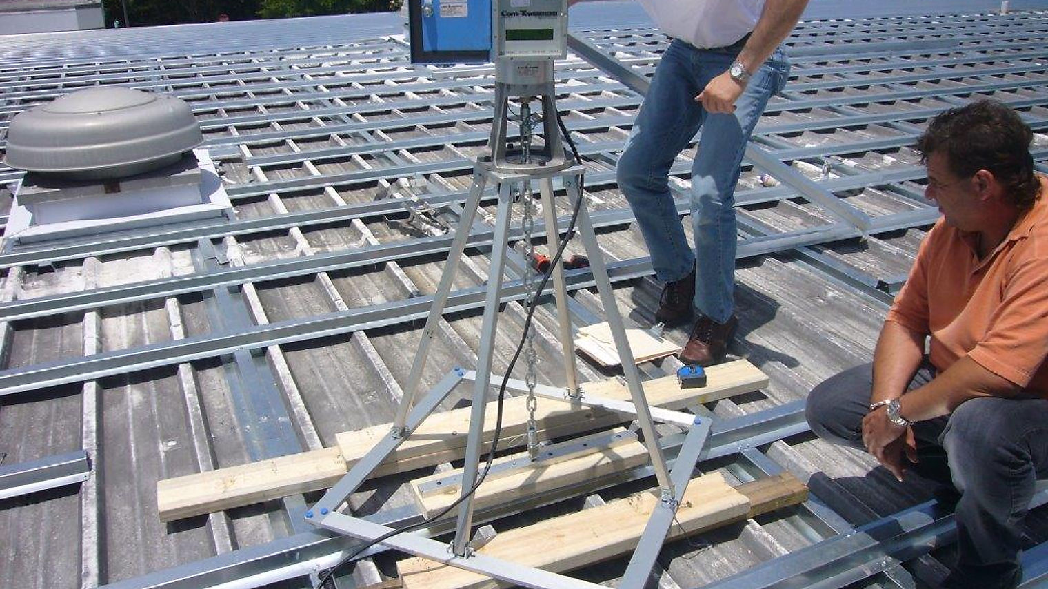 CeBB Engineering - Roof Testing